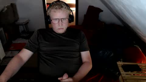 pussylovercb online show from July 23, 9:50 pm