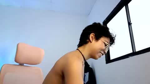 Izumi online show from June 22, 7:03 pm