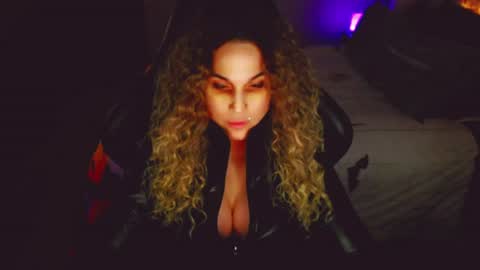 Kitty online show from June 30, 12:17 pm