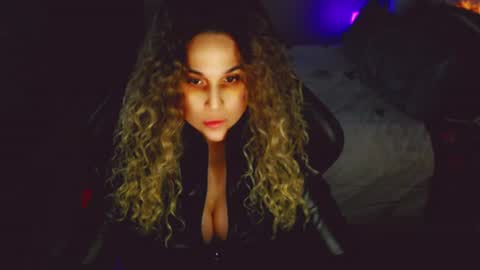 Kitty online show from July 6, 2:09 pm