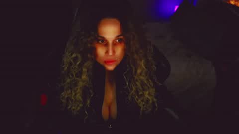 Kitty online show from July 6, 3:15 pm