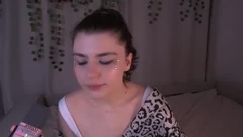 Ava online show from July 29, 10:50 pm