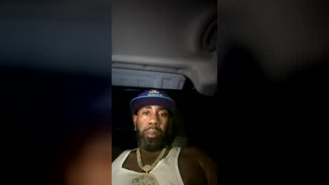 q_hefner52 online show from July 11, 5:13 am