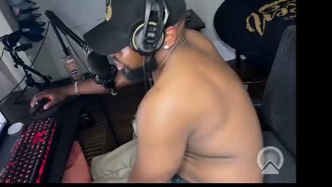 qbizzle3 online show from June 14, 12:51 am