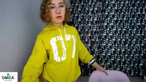 Ani  my online I will be here on December 24th online show from August 6, 1:32 pm