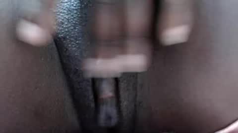 queen_bee6 online show from March 29, 2:58 pm
