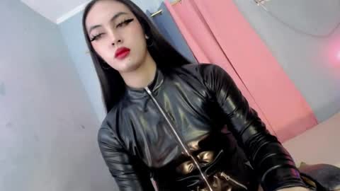 queen_danaya online show from August 11, 9:39 pm