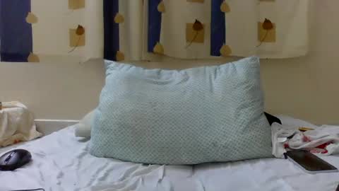 queen_doll89 online show from August 8, 11:05 pm