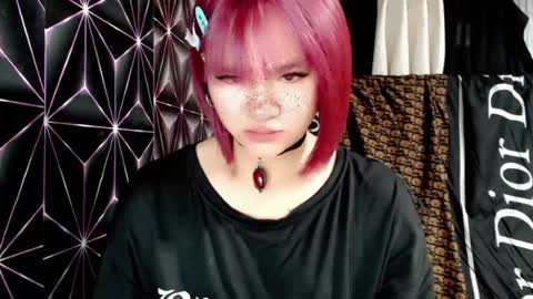 queen_elicktra online show from August 4, 12:07 am