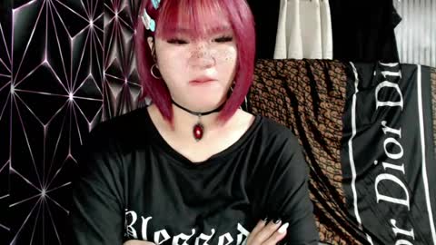 queen_elicktra online show from August 7, 8:20 pm