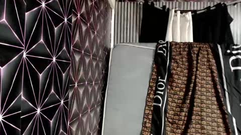 queen_elicktra online show from August 11, 10:01 pm