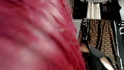 queen_elicktra online show from August 12, 3:31 am