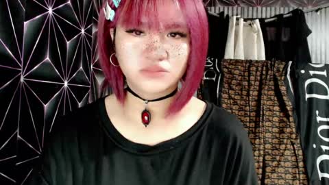 queen_elicktra online show from August 14, 12:25 am