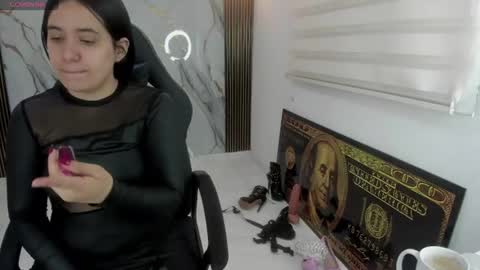 queen_findom1 online show from August 9, 4:57 am