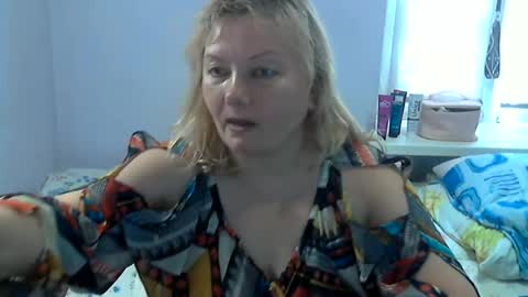 queen_jane8 online show from August 7, 11:10 am