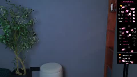 Emilyblond hair Mivi online show from August 14, 8:23 pm