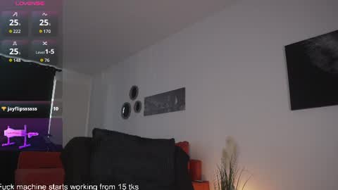 queen_leylla online show from August 15, 6:06 am