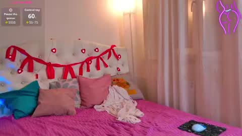 Michelle online show from August 5, 9:57 pm