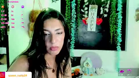 queen_natttyy online show from July 1, 6:25 am