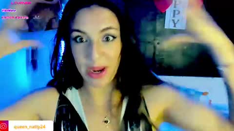 queen_natttyy online show from August 11, 2:35 am