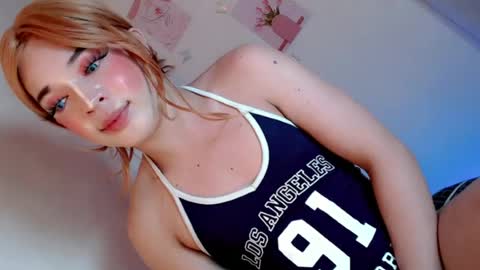 CHESKA FUCK online show from July 6, 12:19 pm