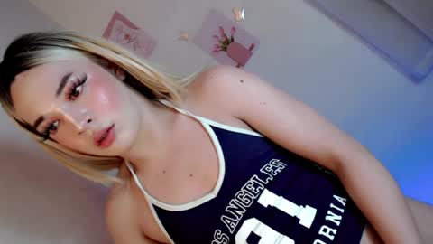 CHESKA FUCK online show from July 6, 5:49 pm