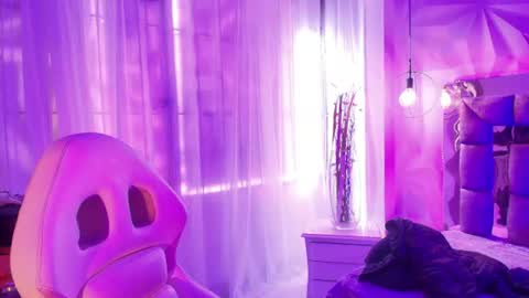 queen_perla_ online show from July 30, 7:53 pm
