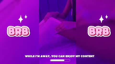 queen_perla_ online show from August 5, 4:38 pm