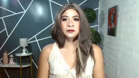 queen_tracy online show from June 12, 11:06 am