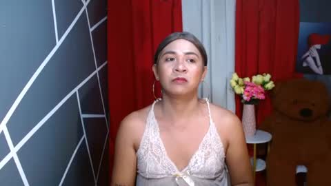 queen_tracy online show from June 24, 11:45 am
