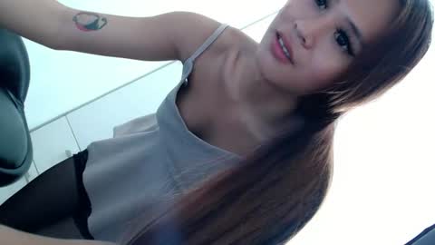 CALL ME YOUR QUEEN AIVY1 online show from July 18, 2:12 am