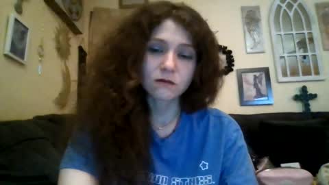 queencrimsonlvx online show from July 24, 12:19 pm