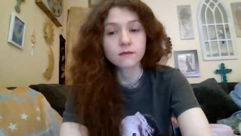 queencrimsonlvx online show from August 13, 10:57 pm