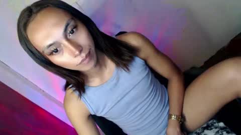 KYLIE online show from July 25, 5:50 pm
