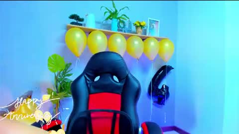 Queen online show from August 7, 1:16 am