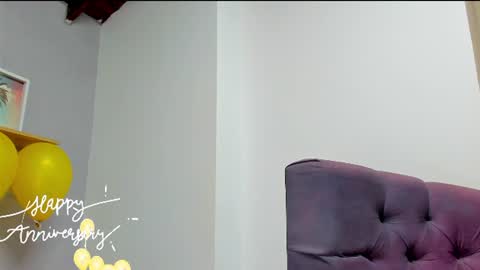 Queen online show from August 9, 3:57 pm