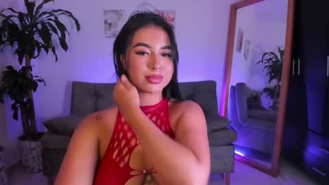 Maria Del Mar online show from July 4, 8:33 pm