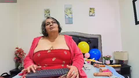 VickyBoobss online show from August 7, 8:36 am