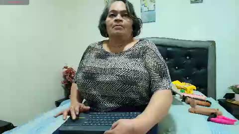 VickyBoobss online show from August 12, 1:41 am