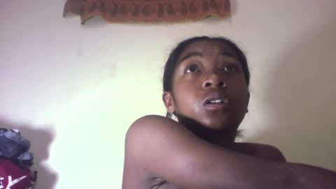 queennaya online show from July 31, 10:37 pm