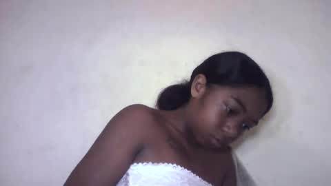queennaya online show from August 10, 9:11 am