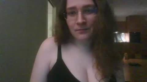queenofthenights online show from June 20, 2:00 am