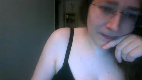 queenofthenights online show from June 29, 8:44 pm