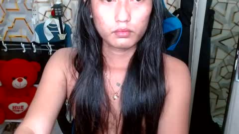 queensteffi online show from July 11, 10:32 am
