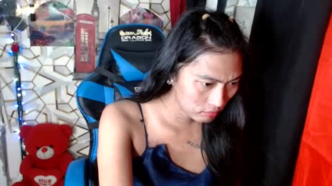 queensteffi online show from August 14, 8:23 pm