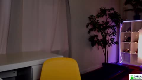 Queensy online show from August 1, 11:05 am