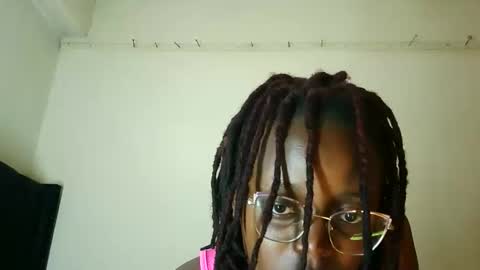 queentasha342215 online show from February 18, 8:22 am
