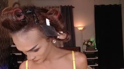 ValentinaMoone online show from July 6, 5:05 pm