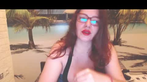 queenxnatasha online show from July 8, 11:42 pm