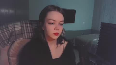 quietluxury online show from July 31, 8:47 pm